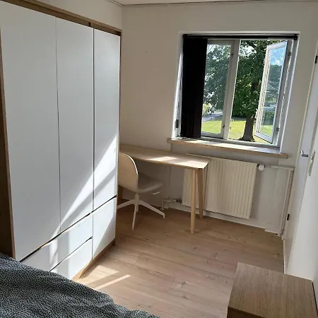 Villa Cozy Modern House With Garden Odense